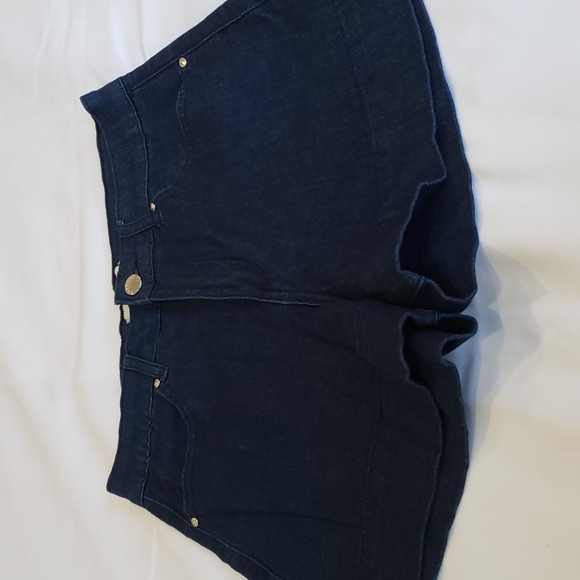 Forever21 High-rise shorts - Picture 2 of 6